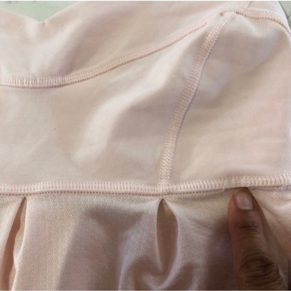 Lululemon shirt ajustable at the bottom soft pink size:2 - Picture 16 of 16